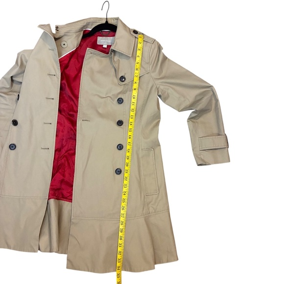 Banana Republic Flounce Hem Trench Coat | Red Lining | Size S - Picture 7 of 9